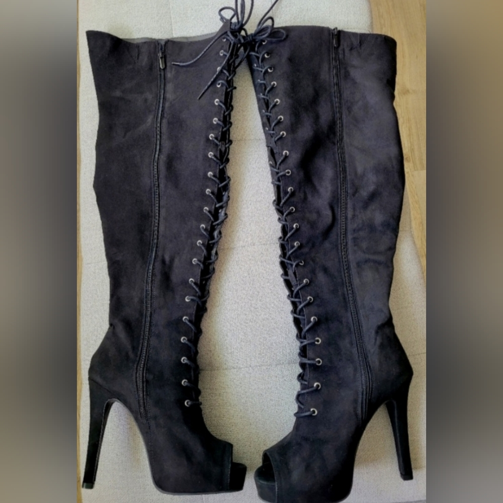 Platforms open toed black boots size 6.5